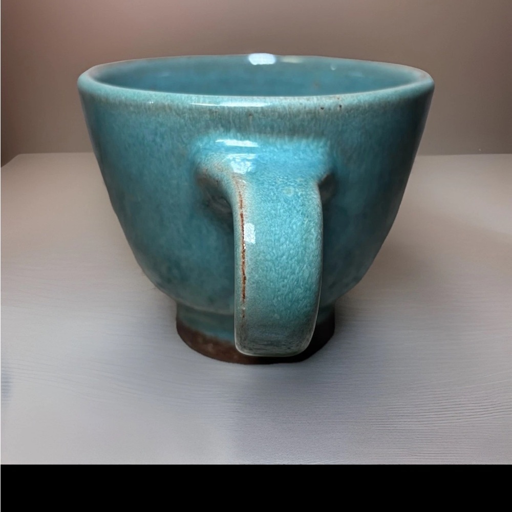 Elegant Teal Ceramic Mug - Picture 3 of 7